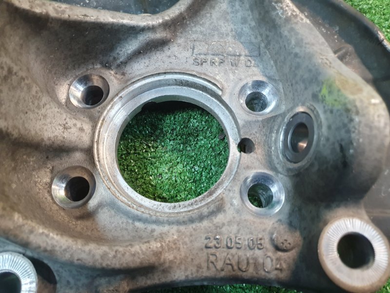 Кулак поворотный правый, 3000 рублей, Фроловское