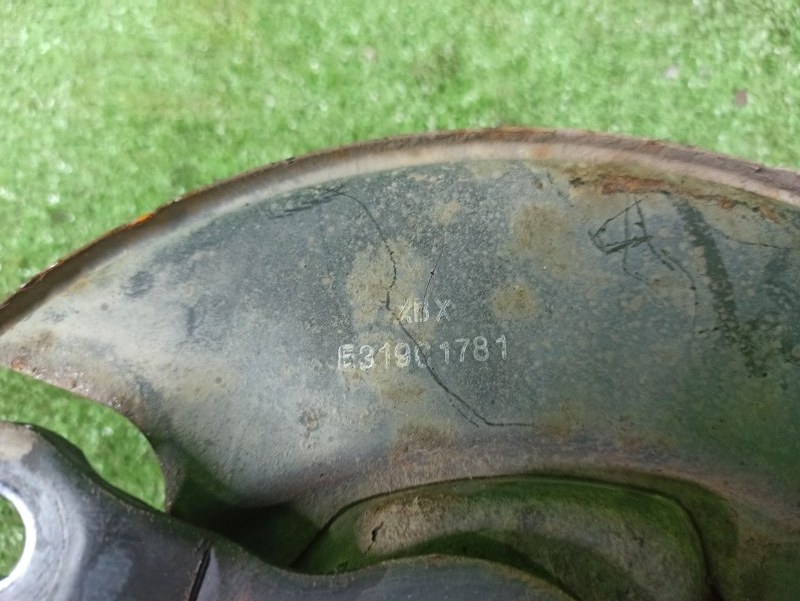 Кулак поворотный, 4500 рублей, Фроловское