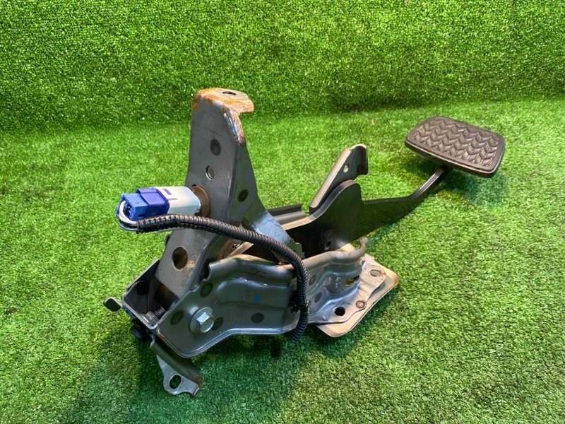 Педаль тормоза, 690 рублей, Фроловское