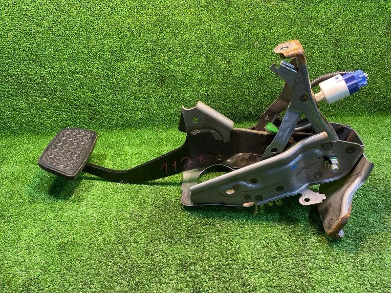 Педаль тормоза, 690 рублей, Фроловское