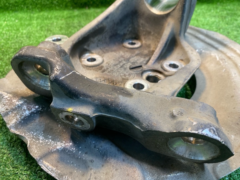 Кулак поворотный, 3500 рублей, Фроловское