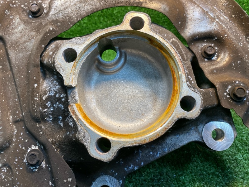 Кулак поворотный, 2000 рублей, Фроловское