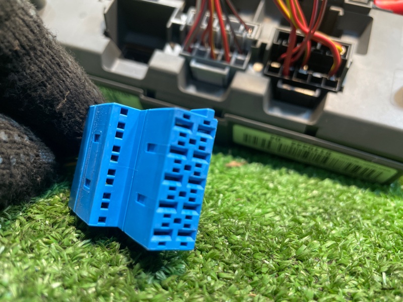 Блок предохранителей под капот, 1200 рублей, Фроловское