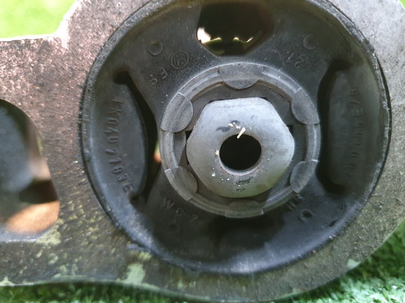 Рычаг подвески нижний, 3000 рублей, Фроловское