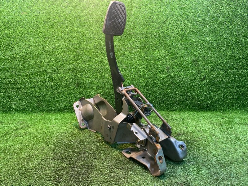 Педаль тормоза, 1500 рублей, Фроловское