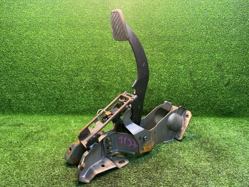 Педаль тормоза, 1500 рублей, Фроловское