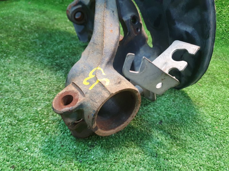 Кулак поворотный левый, 4000 рублей, Фроловское