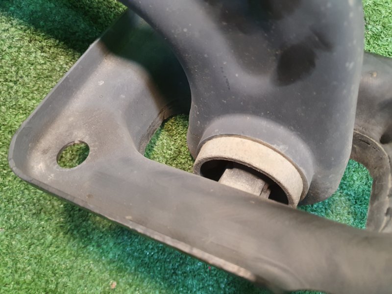 Рычаг подвески, 2000 рублей, Фроловское