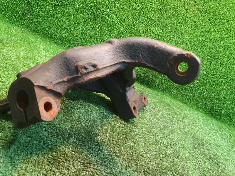 Кулак поворотный, 1800 рублей, Фроловское