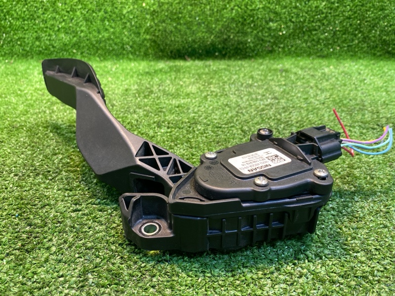 Педаль газа, 1000 рублей, Фроловское