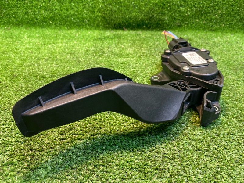 Педаль газа, 1000 рублей, Фроловское