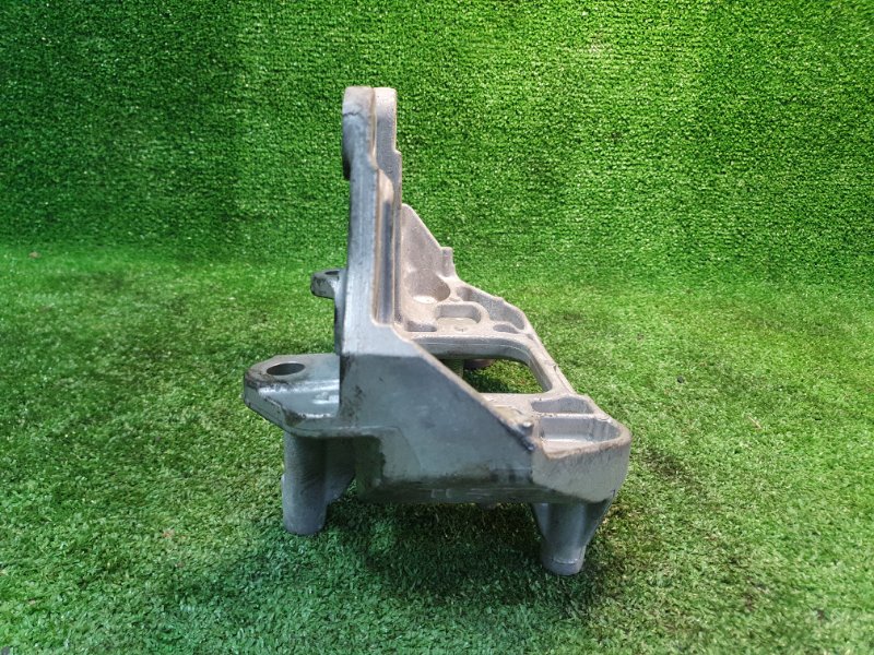 Кронштейн двигателя, 3500 рублей, Фроловское