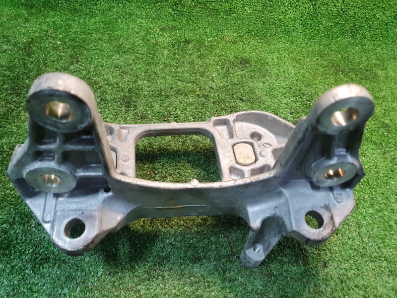 Кронштейн двигателя, 3500 рублей, Фроловское