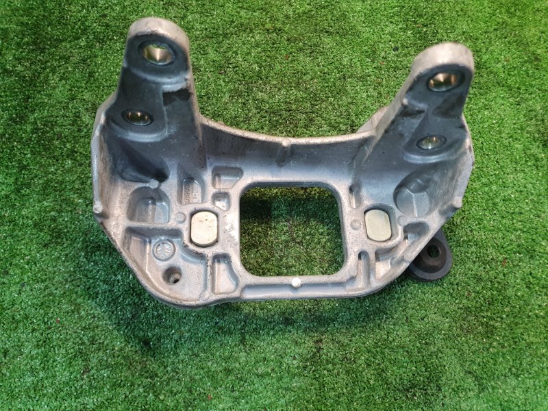 Кронштейн двигателя, 3500 рублей, Фроловское