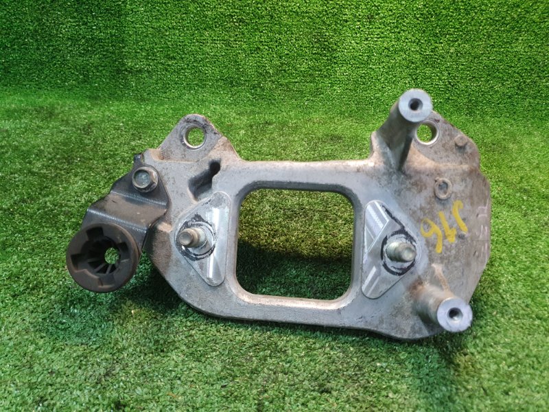 Кронштейн двигателя, 3500 рублей, Фроловское