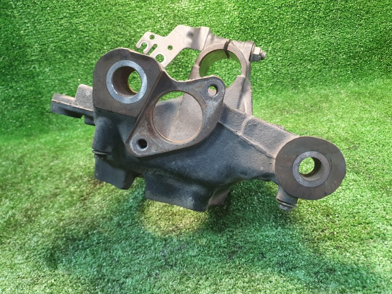 Кулак поворотный левый, 3000 рублей, Фроловское