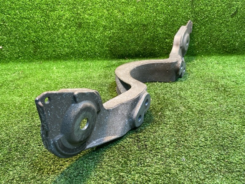 Кронштейн редуктора, 1000 рублей, Фроловское