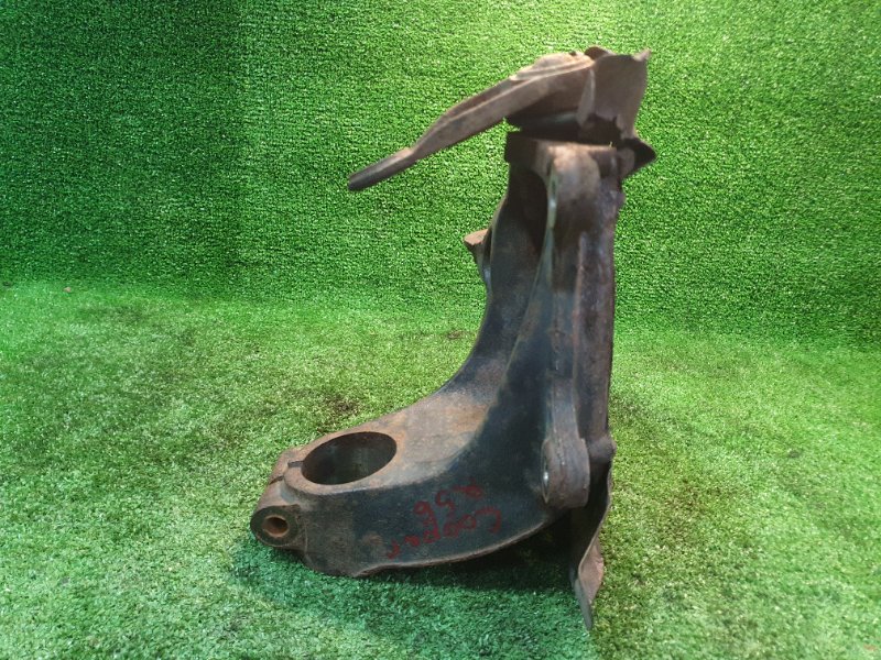 Кулак поворотный левый, 2000 рублей, Фроловское