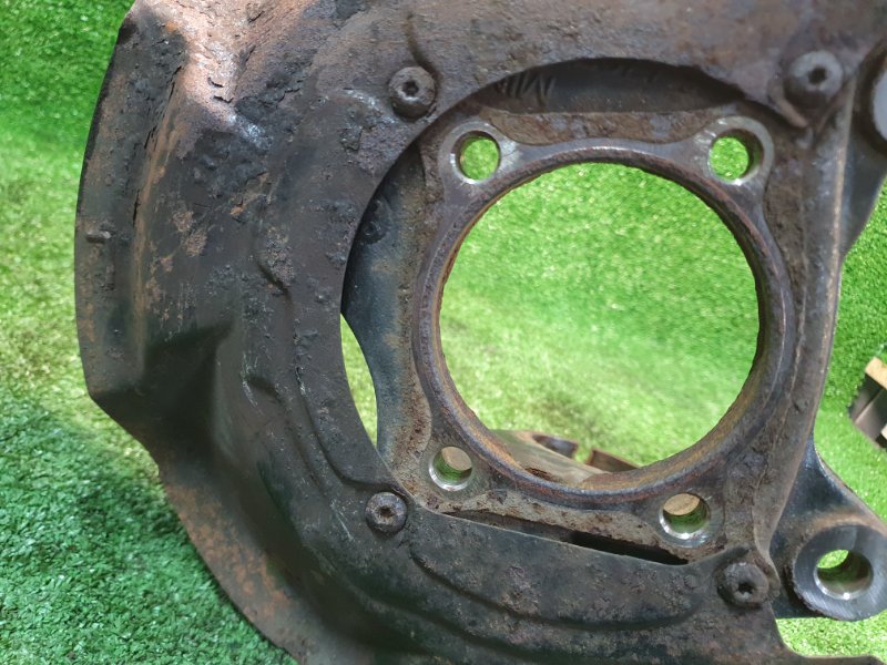 Кулак поворотный правый, 2000 рублей, Фроловское