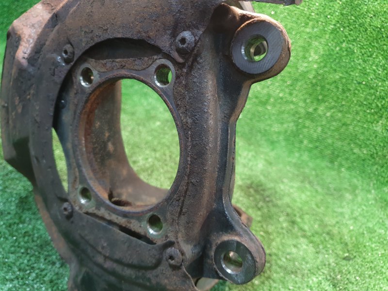 Кулак поворотный правый, 2000 рублей, Фроловское