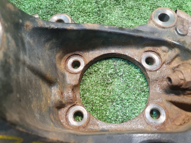 Кулак поворотный правый, 2000 рублей, Фроловское