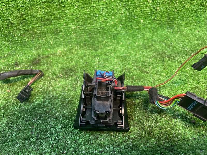 Кнопка аварийной сигнализации, 1000 рублей, Фроловское