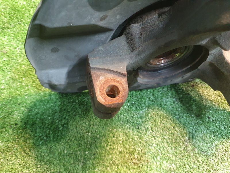 Кулак поворотный правый, 3500 рублей, Фроловское