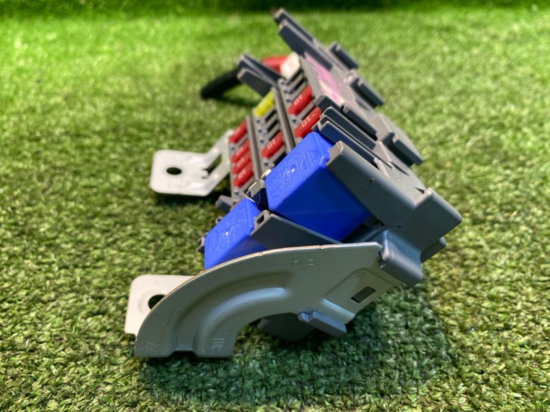 Блок предохранителей, 1000 рублей, Фроловское