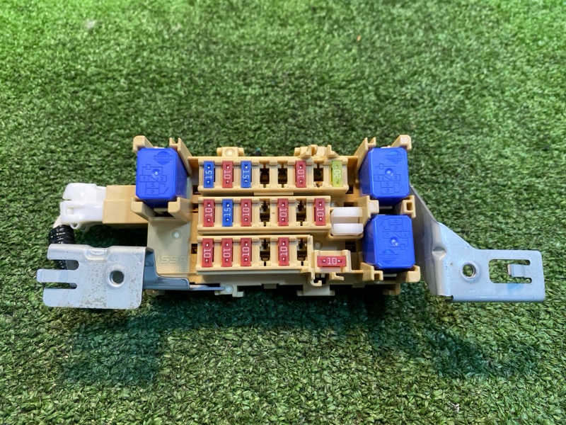 Блок предохранителей, 1000 рублей, Фроловское