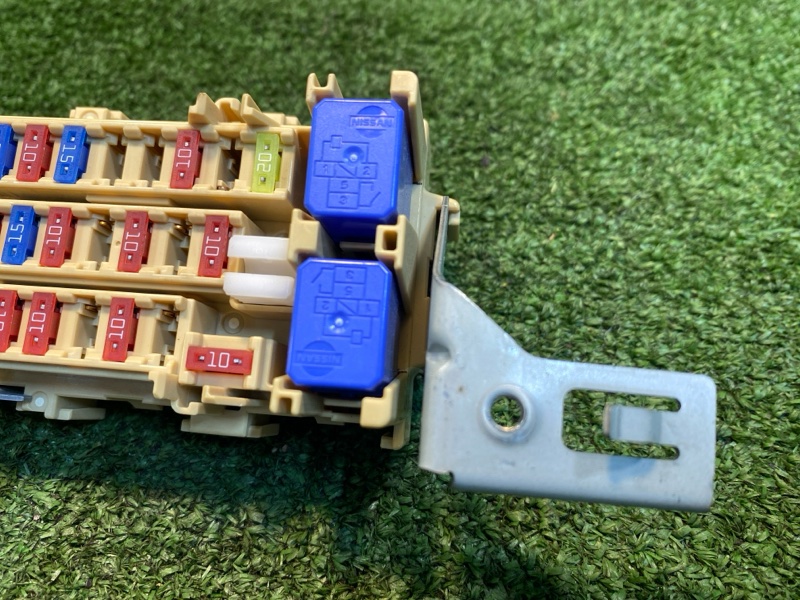 Блок предохранителей, 1000 рублей, Фроловское