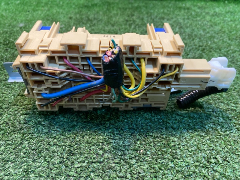 Блок предохранителей, 1000 рублей, Фроловское