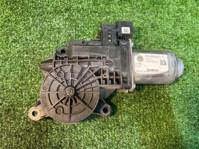 Мотор стеклоподъемника, 6000 рублей, Фроловское