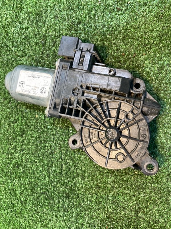 Мотор стеклоподъемника, 6500 рублей, Фроловское