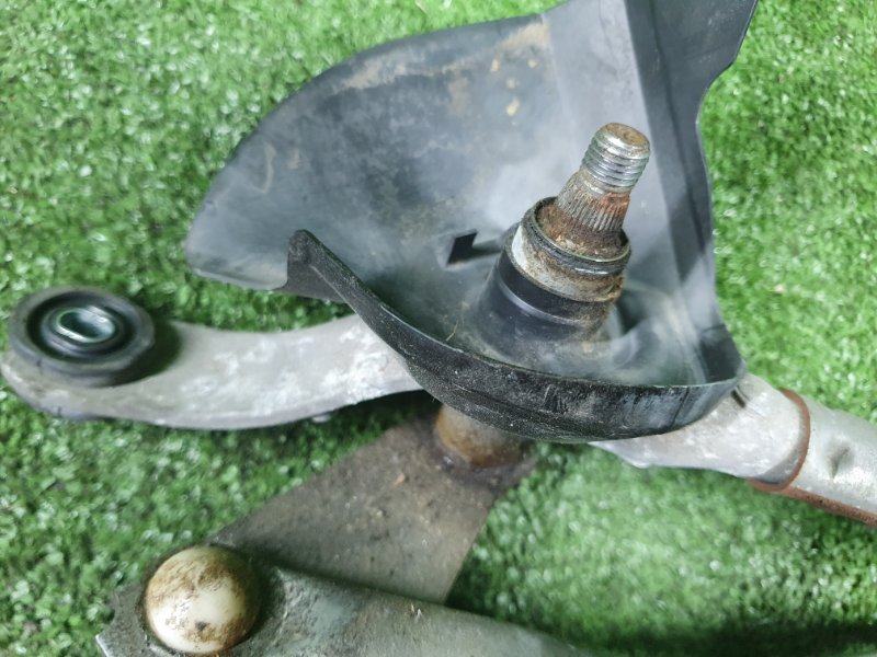 Трапеция дворников, 1000 рублей, Фроловское