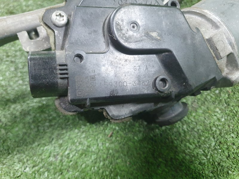 Трапеция дворников, 1000 рублей, Фроловское