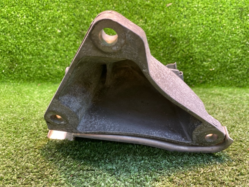 Кронштейн двигателя, 1350 рублей, Фроловское