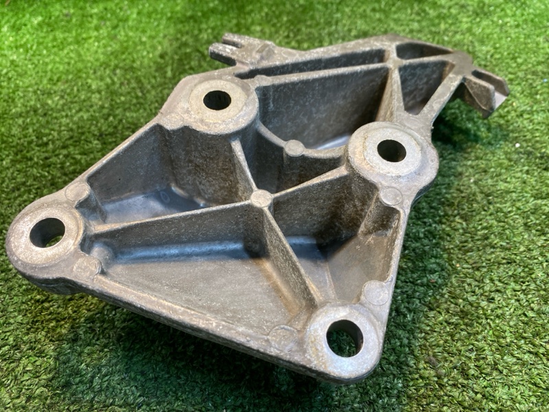 Кронштейн двигателя, 1250 рублей, Фроловское