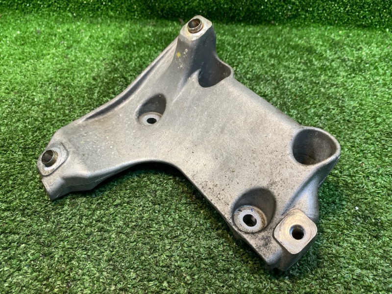 Кронштейн компрессора кондиционера, 1000 рублей, Фроловское