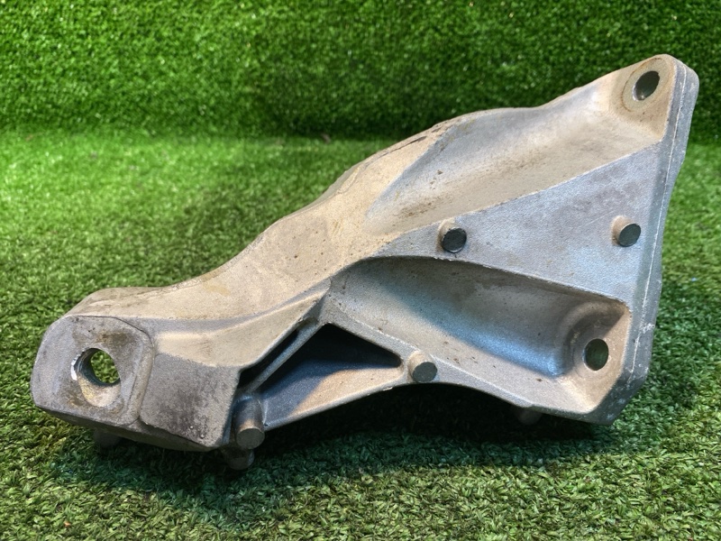 Кронштейн двигателя, 1350 рублей, Фроловское