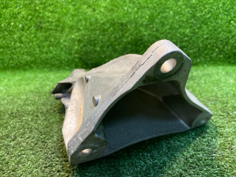 Кронштейн двигателя, 1350 рублей, Фроловское