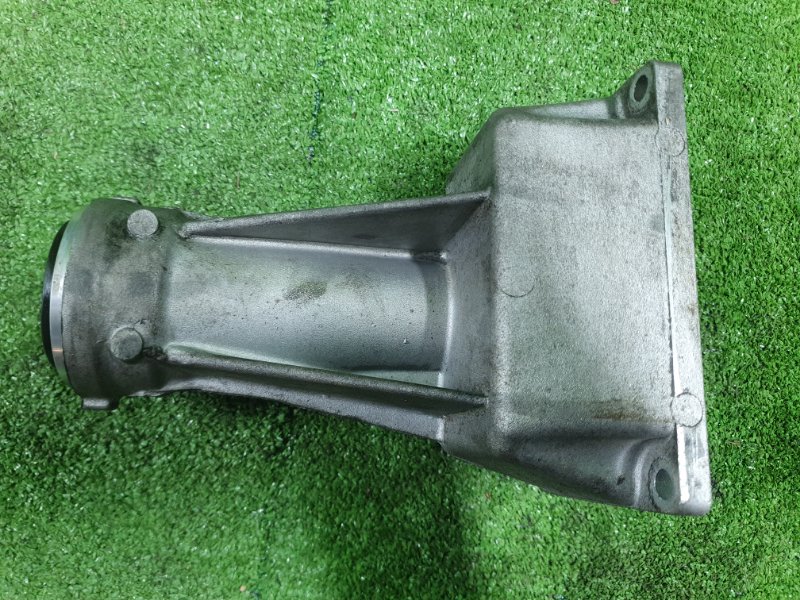 Кронштейн промежуточного вала, 1250 рублей, Фроловское