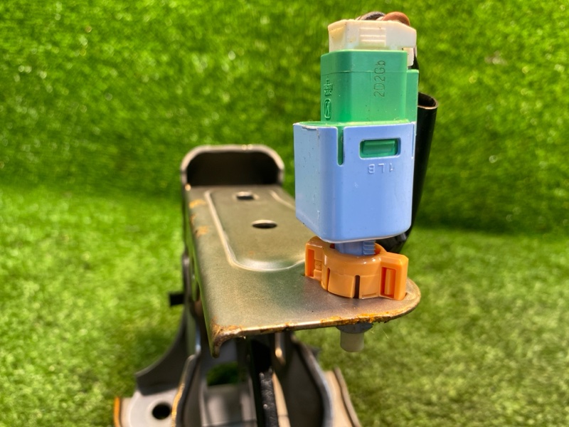 Педаль тормоза, 1500 рублей, Фроловское