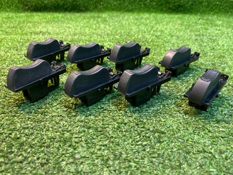 Кнопка стеклоподъемника, 1000 рублей, Фроловское