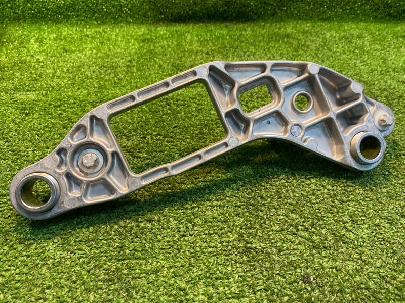 Кронштейн кузова, 3700 рублей, Фроловское