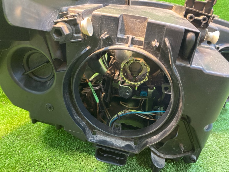 Фара ксеноновая, 8500 рублей, Фроловское