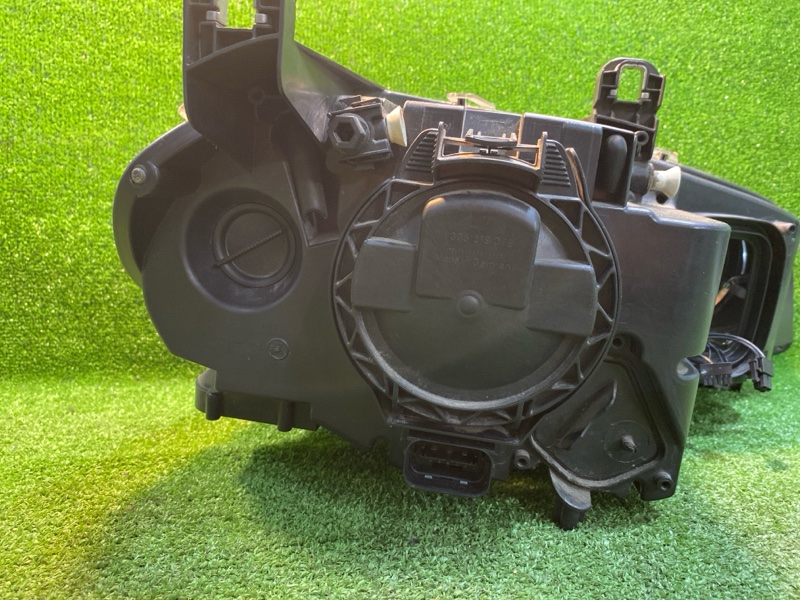 Фара ксеноновая, 8500 рублей, Фроловское