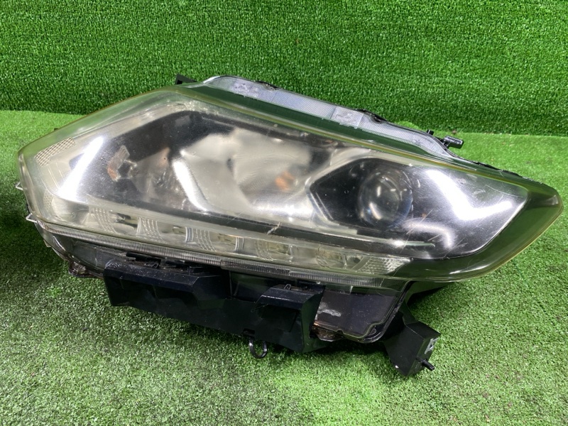 Фара ксеноновая, 65000 рублей, Фроловское