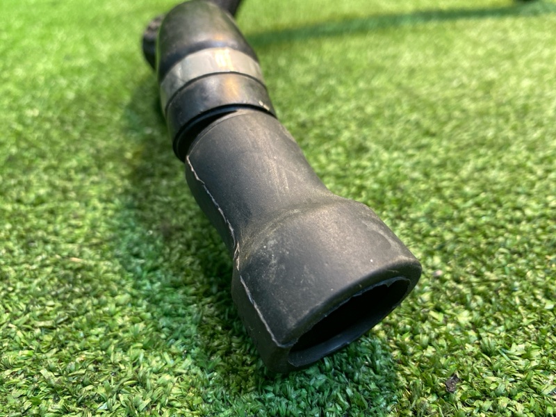 Патрубок системы охлаждения, 900 рублей, Фроловское