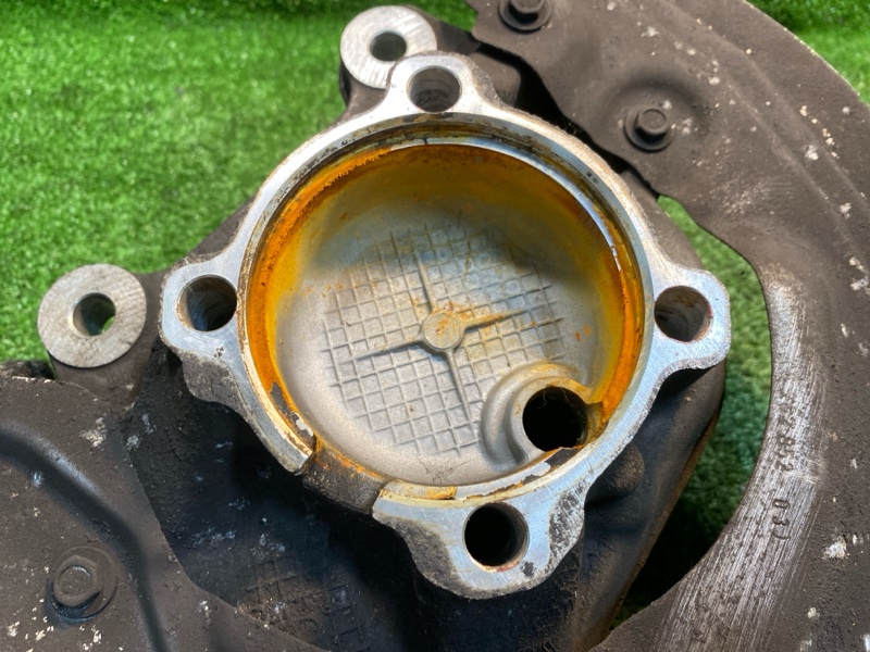 Кулак поворотный, 2000 рублей, Фроловское