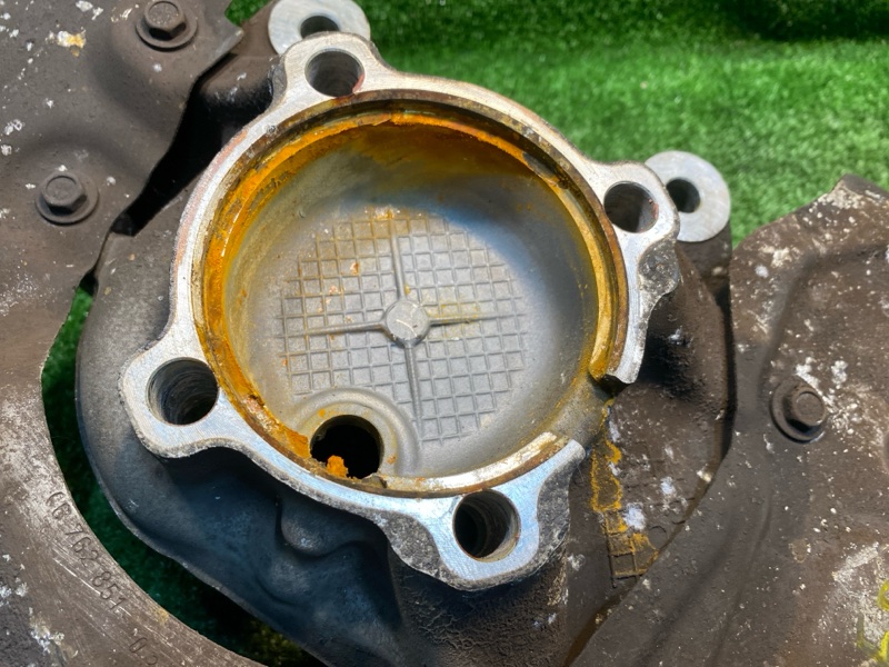 Кулак поворотный, 2000 рублей, Фроловское